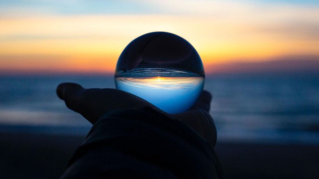 IF YOU KNEW THE FUTURE, WOULD YOU CHANGE YOUR&nbsp;LIFE?